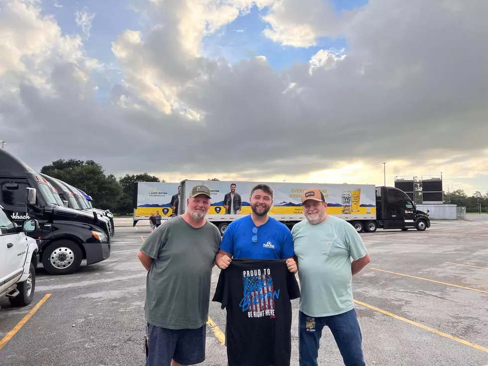 Acadiana Man Gets Help From Luke Bryan&#8217;s Crew After Blowout Near Cajundome