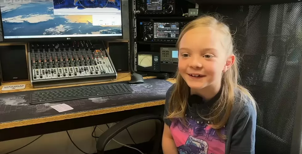 8-Year-Old Uses Dad’s Ham Radio to Call Astronaut on Space Station [Listen]