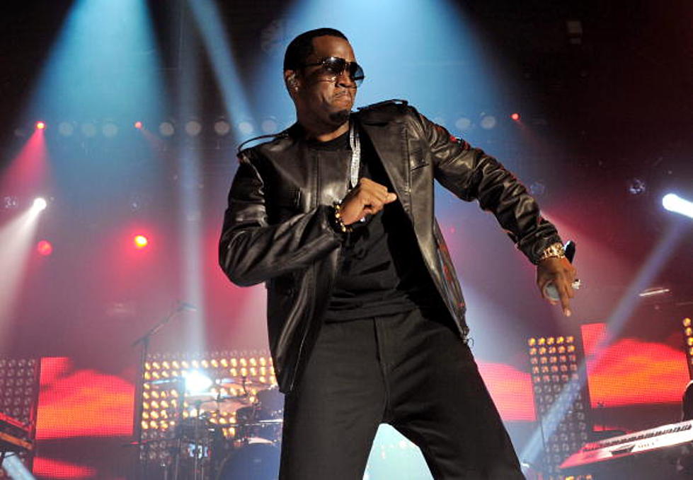 Diddy Tosses Out $1 Million Dollars Cash