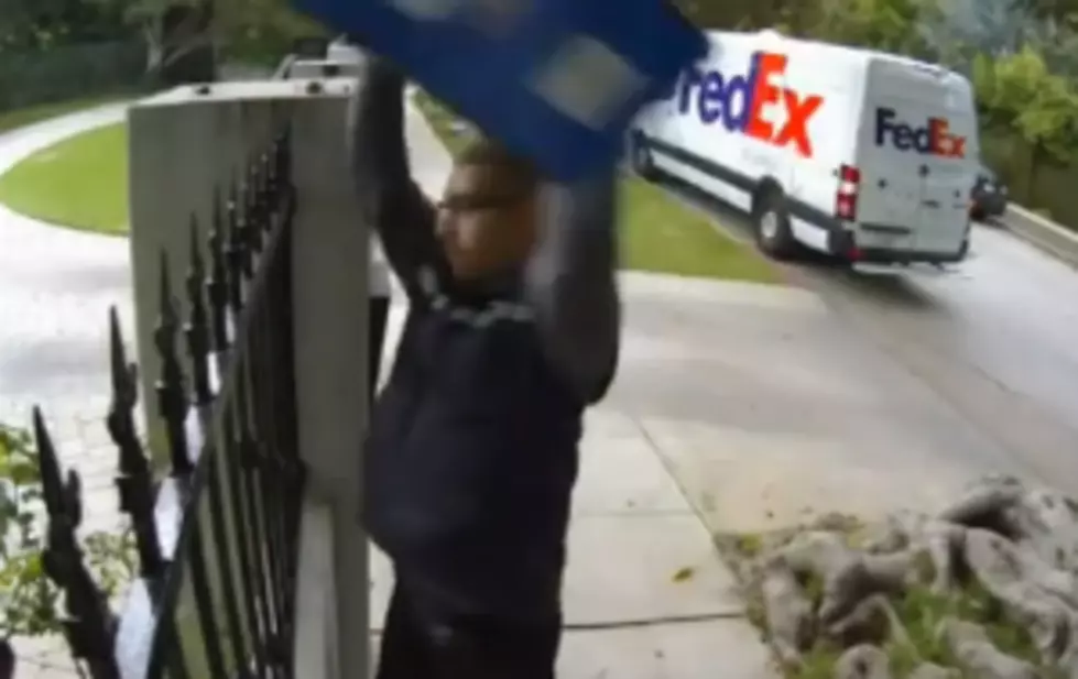 FedEx Addresses Tossed Monitor &#038; Seeks Out Delivery Person [VIDEO]