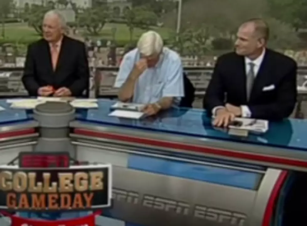 Former Coach Bob Knight Falls Asleep On ESPN Set [VIDEO]