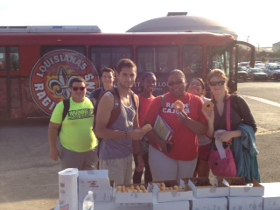 Hot 107-9 Welcomes Back UL Students With Donuts From Meche’s Donut King