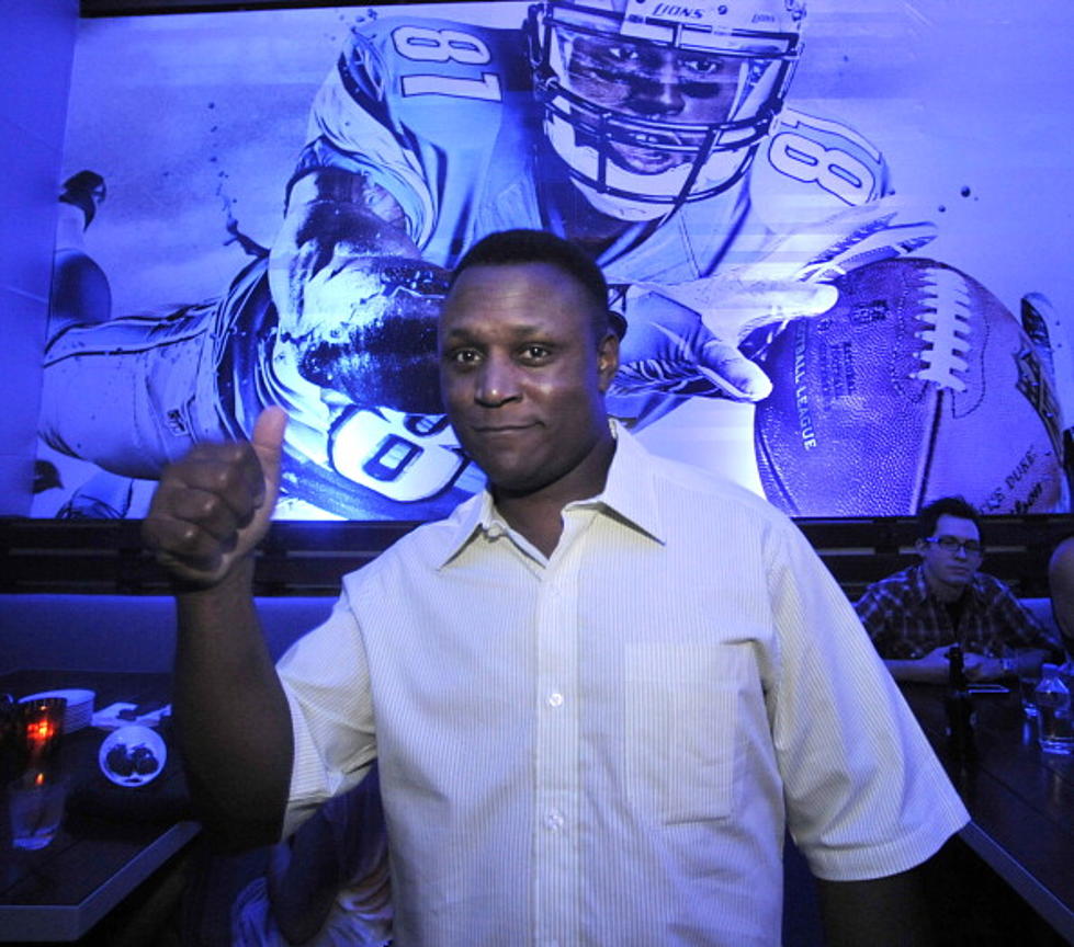 Barry Sanders Wins The Honor To Grace The Cover Of &#8216;Madden NFL 25&#8242; [VIDEO]