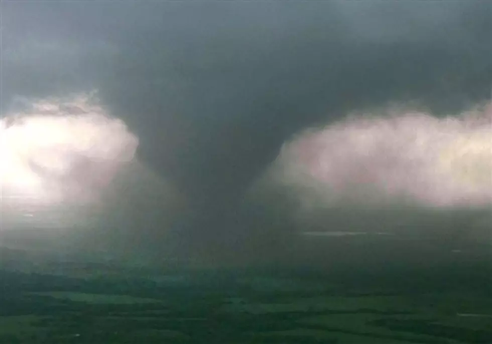 Unreal Time-Lapse Video Of Oklahoma Tornado
