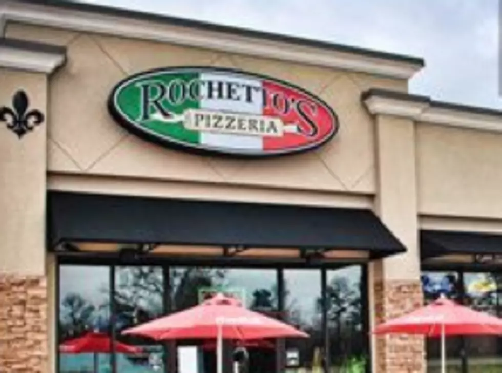 Chris Reed Visits Rochetto&#8217;s Pizzeria In Scott &#8211; Eat Lafayette 2013 [Sponsored]