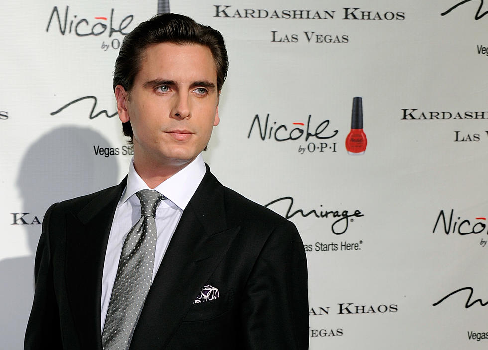 Scott Disick Proves That He Literally Wipes His Butt With $100 Bills [PHOTO]