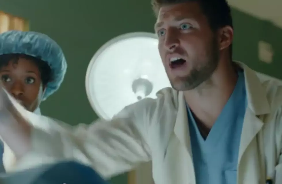 Tim Tebow Shows Us The Benefits Of Having #NoContract In T-Mobile Super Bowl Ad [VIDEO]