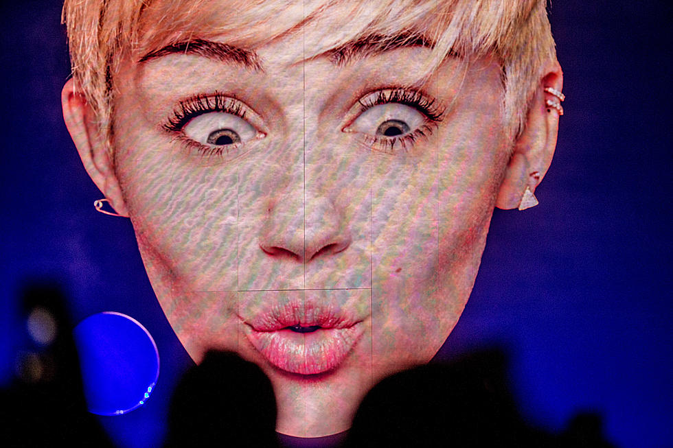 Upstate New York College Offers Miley Cyrus Class