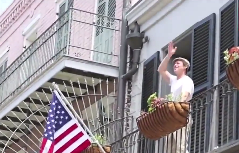 Brad Pitt Tosses A Beer To Matthew McConaughey In New Orleans [VIDEO]