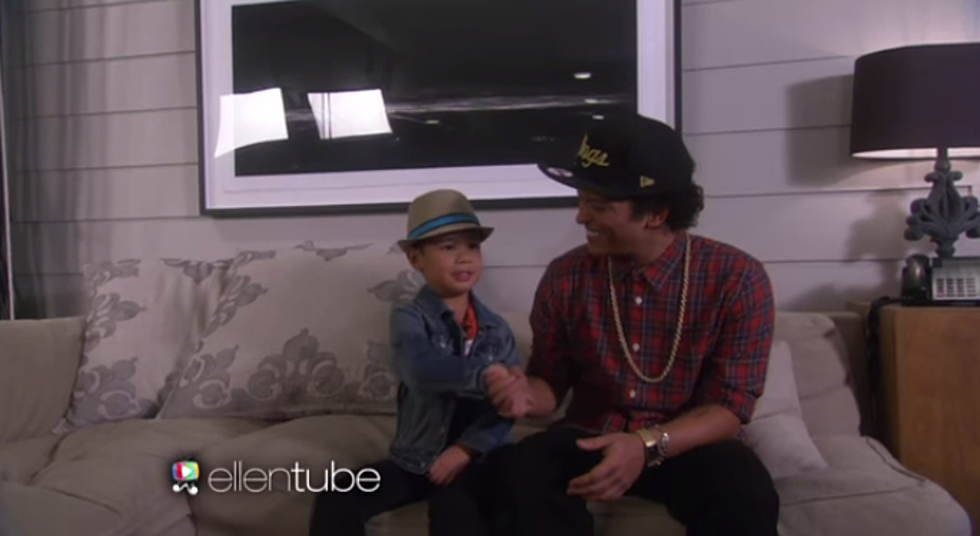 Bruno Mars Sings ‘Uptown Funk’ To Six-Year-Old Fan On The Ellen Show [VIDEO]