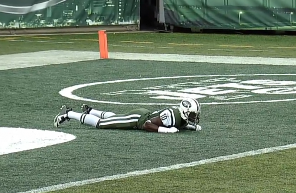 Newly Signed Saints WR T.J. Graham Once Attempted To Hide In An End Zone [VIDEO]