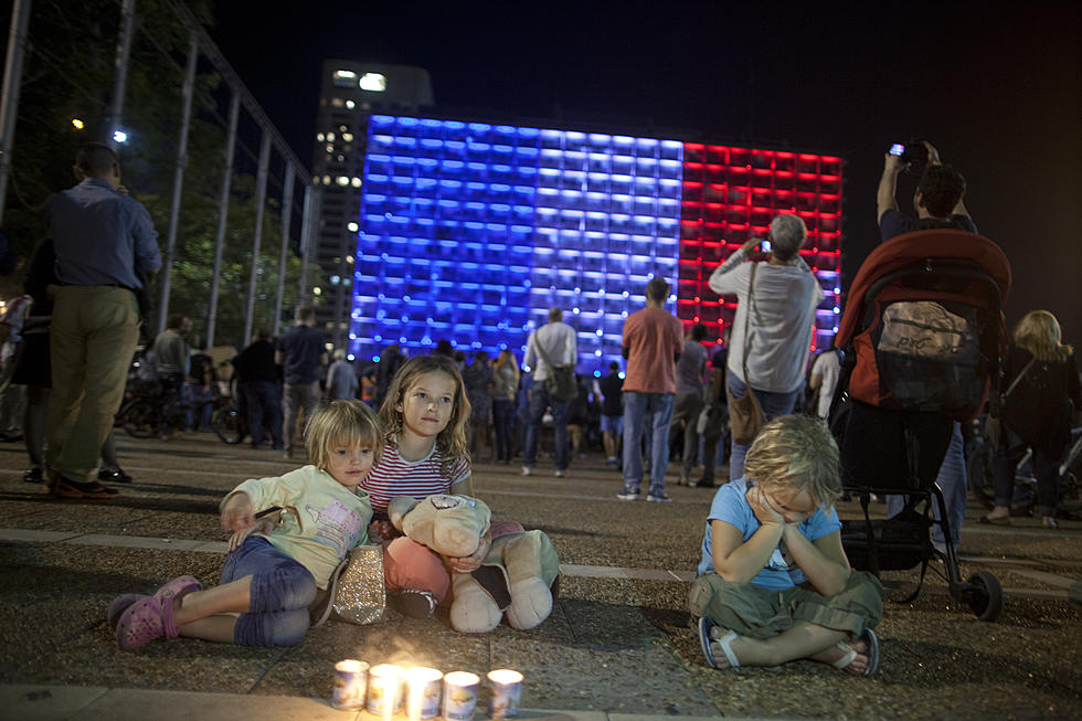 Lafayette Stands With Paris