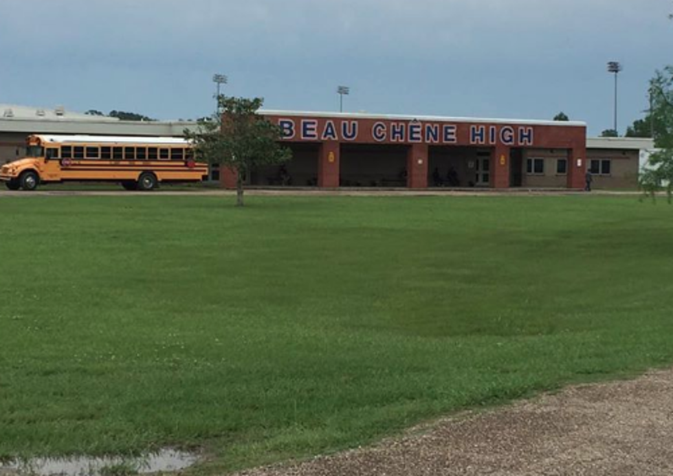 Fight At Beau Chene High School Is Under Investigation [VIDEO]