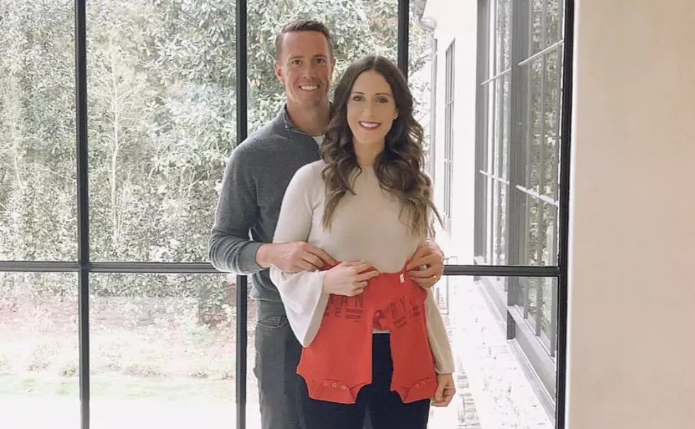 Falcons QB Matt Ryan Announced He Was Having Twins And The Internet Couldn&#8217;t Help Themselves [PHOTO]