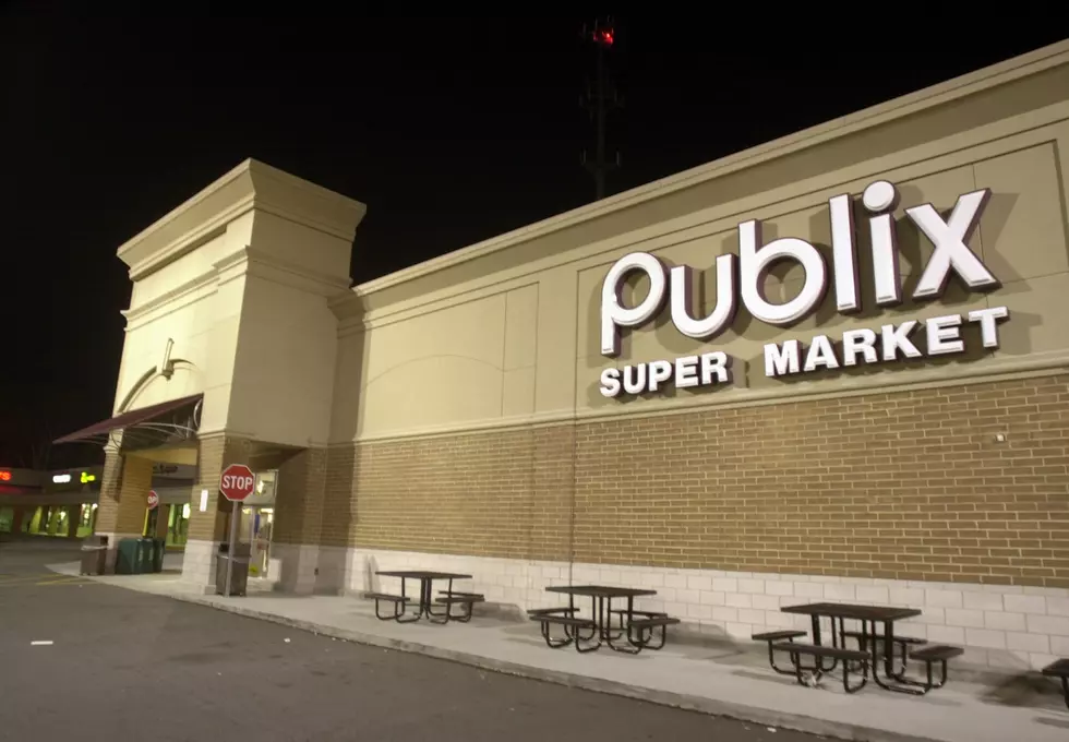 Publix Supermarket Censors Graduation Cake [VIDEO]