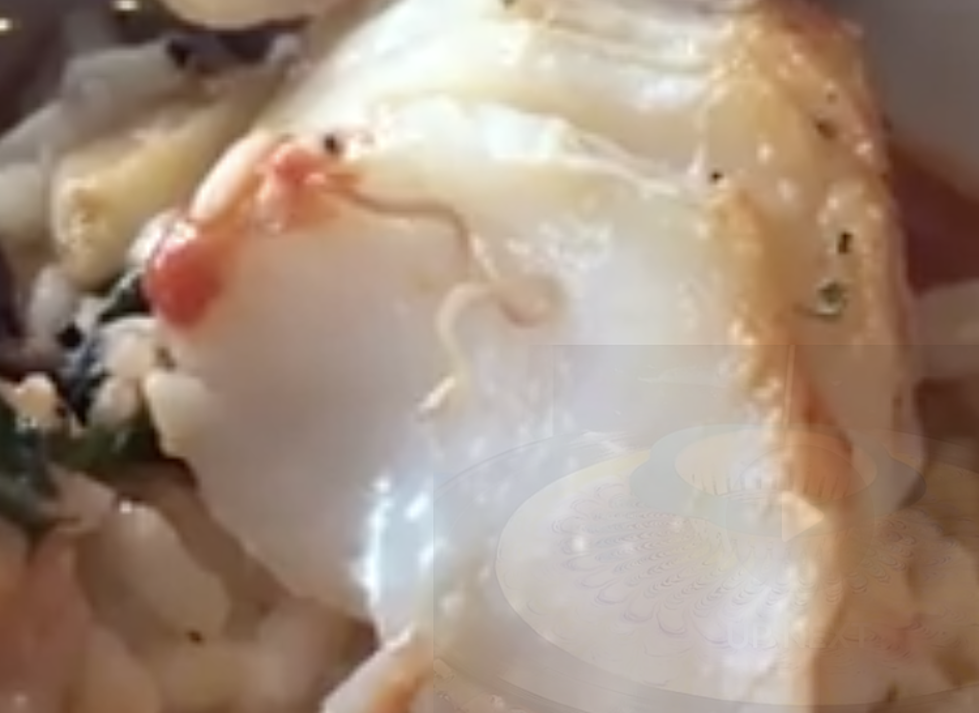 Man Spots Worm Crawling Out Of Fish Dinner [VIDEO]