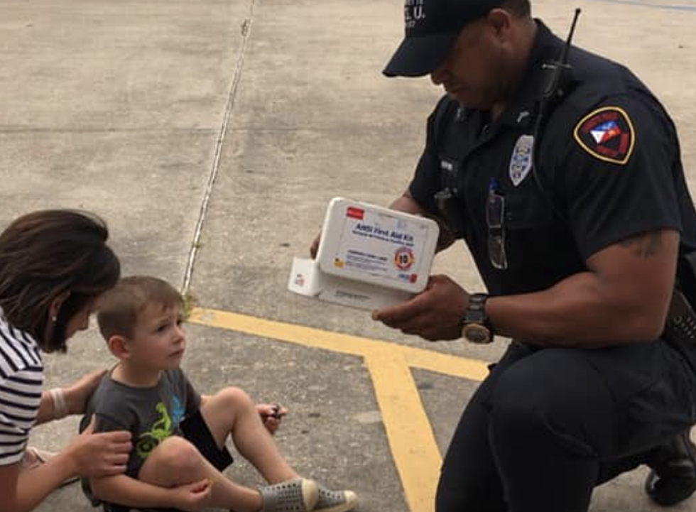 Lafayette Police Officer To The Rescue [PHOTOS]