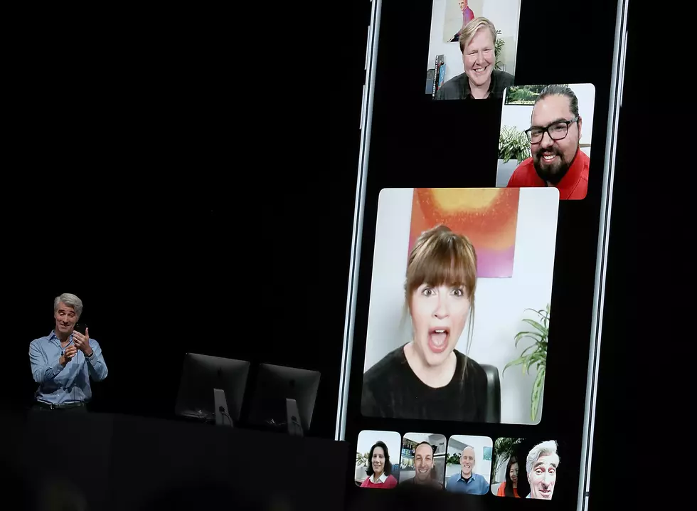 iPhone Facetime Bug Lets Other People Eavesdrop On You—Here&#8217;s How To Disable It [VIDEO]