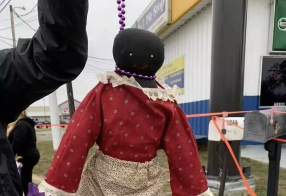 Police Investigating Hate Crime After Girl Receives Doll &#8216;Dressed Like A Slave&#8217; At Mardi Gras Parade