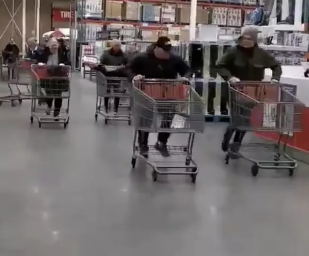 Customers Rush Into Costco For Toilet Paper [VIDEO]