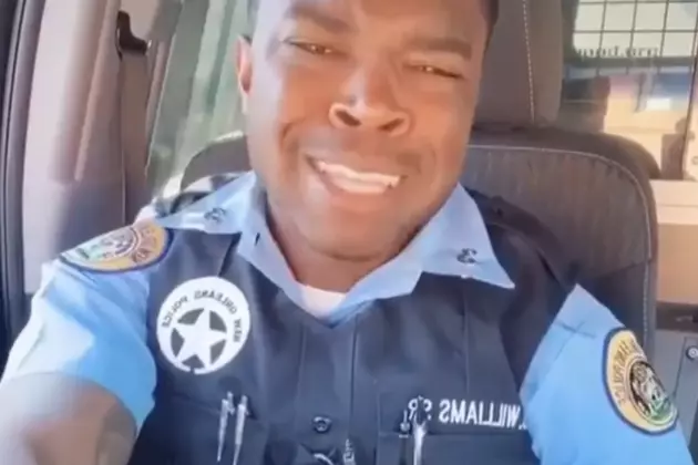 New Orleans Police Officer Sings During Coronavirus Pandemic [VIDEO]