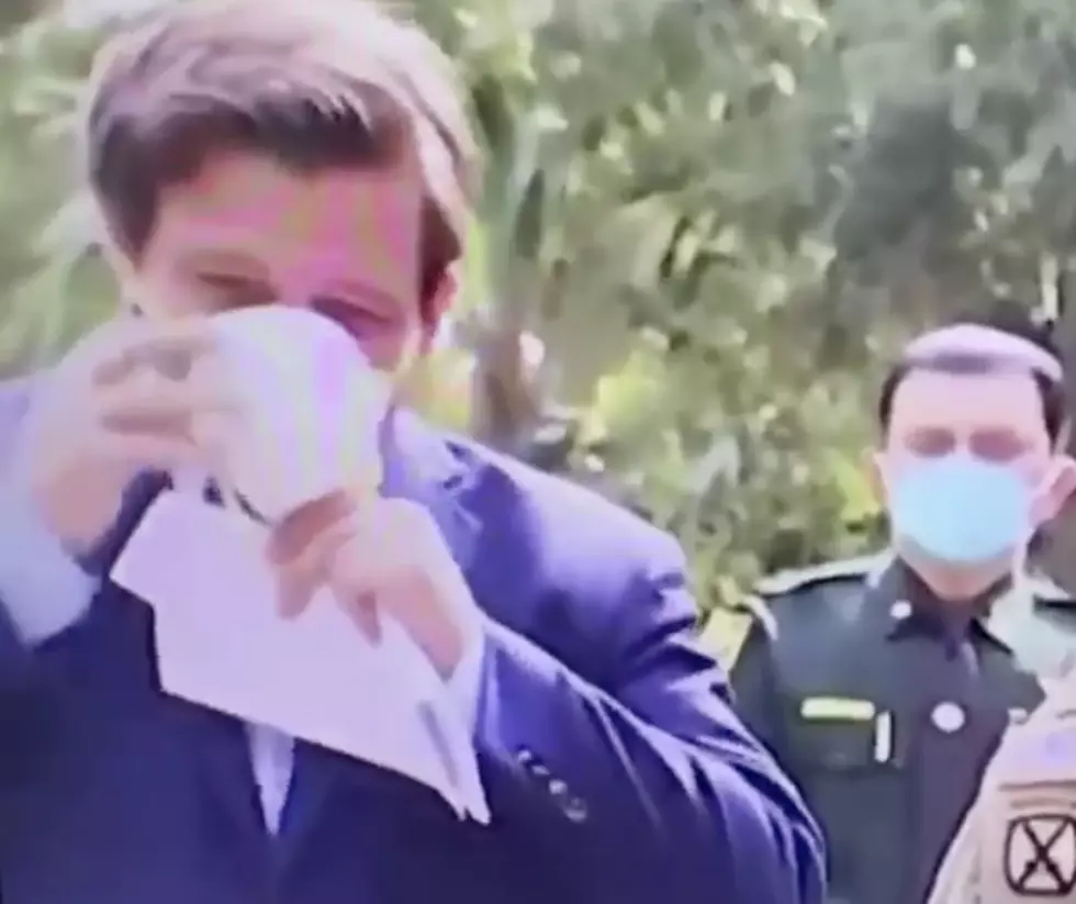 Governor of Florida Has Trouble Putting Mask On [VIDEO]