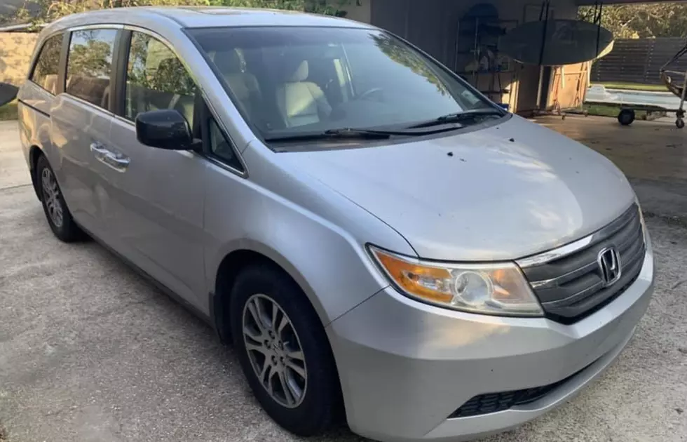 Brutally Honest (But Hilarious) Sale Listing Will Make You Drive Straight To Baton Rouge To Buy This Minivan