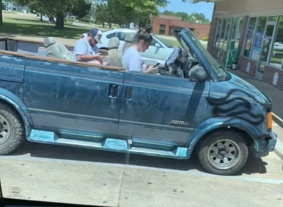 Van With Top Chopped Off Spotted in South Louisiana [PHOTO]