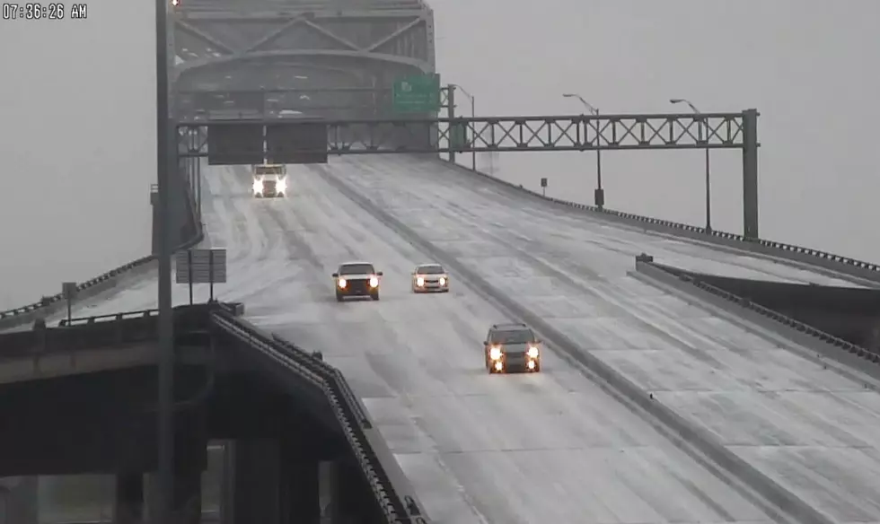 Video Shows Motorists Going Around Barricades To Drive On Icy Mississippi River Bridge