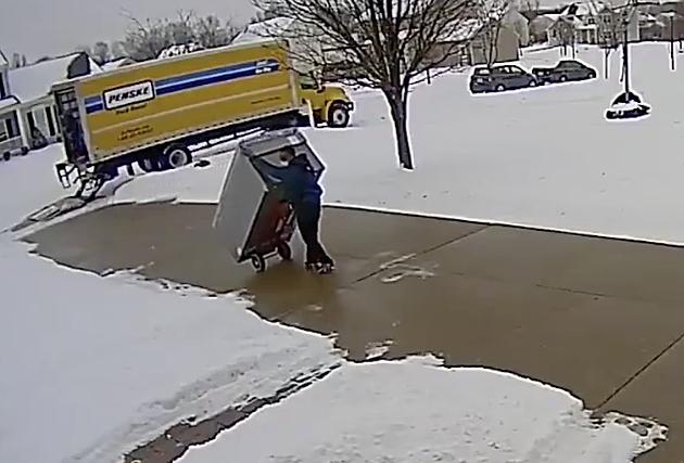 Delivery Person Attempts to Transport Fridge Alone, Doesn&#8217;t End Well [VIDEO]