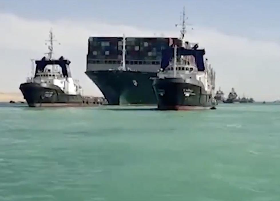 Massive Ship Blocking Hundreds of Boats Finally Freed, Currently Moving Through Suez Canal