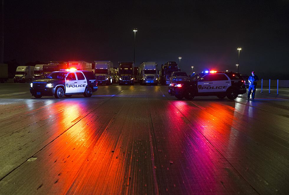 Houston Police Unit Resembles Taxi From Rear, Police Car in Front [PHOTO]