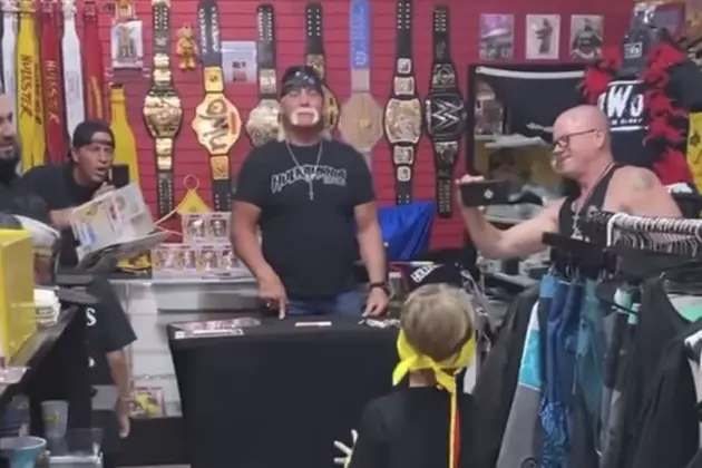 Kid Walks Into Hulk Hogan&#8217;s Beach Store and Owns Him [VIDEO]