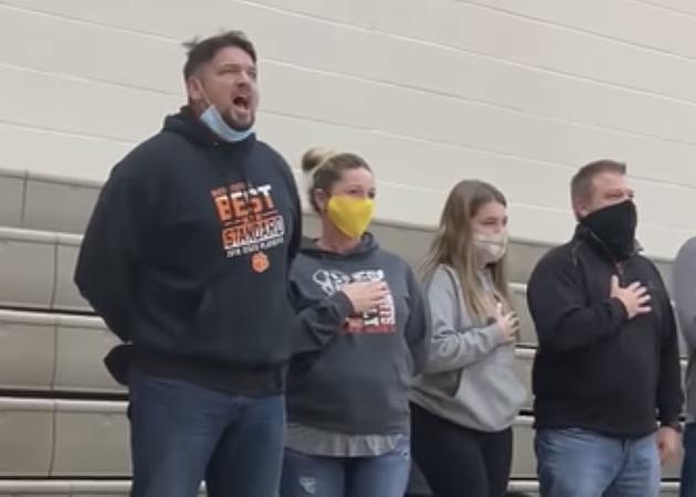 Dad Sings The Star-Spangled Banner After Technical Glitch at Basketball Game [VIDEO]