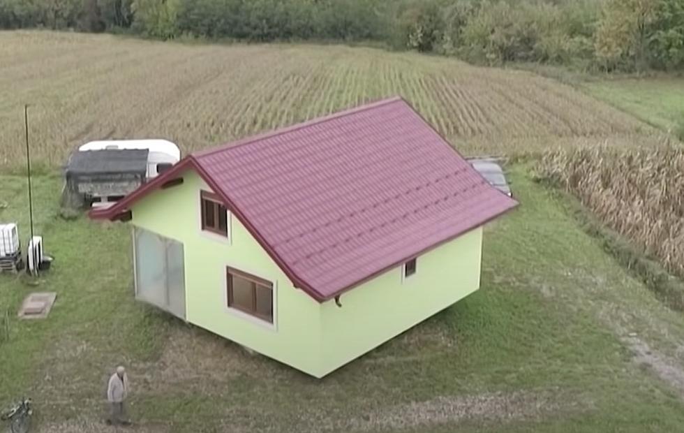Man Builds Rotating House For Wife, With Multiple Views [VIDEO]