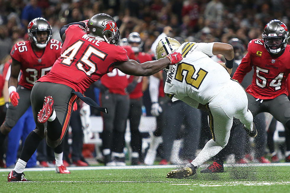 Bucs Blogger Dragged for Celebrating Horse Collar Tackle That Ended Jameis Winston’s Season