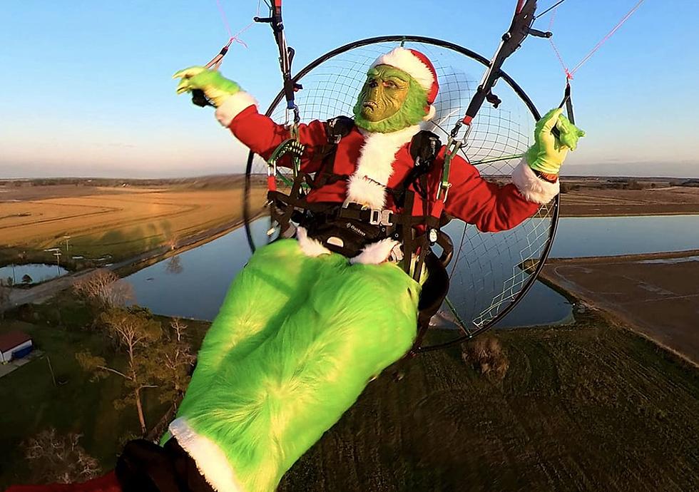 Christmas Grinch Flies Over Parts of South Louisiana [VIDEO]