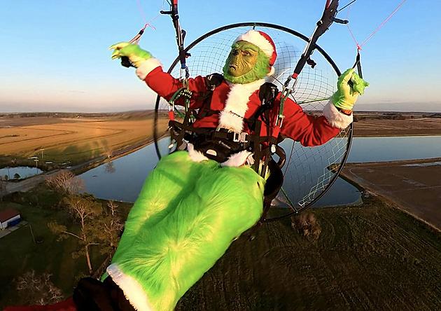 Christmas Grinch Seen Flying Over Parts of South Louisiana [VIDEO]