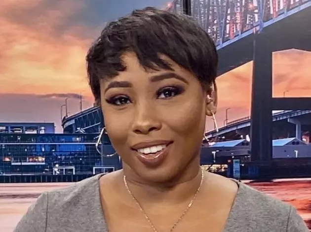 Viewer Tells New Orleans TV Anchor She&#8217;s Un-American For Necklace Worn [PHOTO]