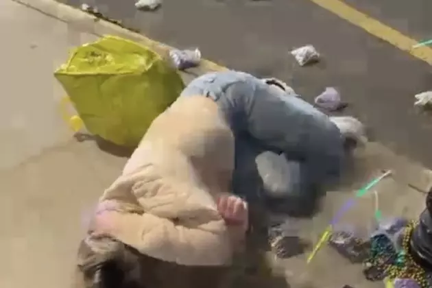 Louisiana Woman Pelted With Mardi Gras Beads, She Explains Incident [VIDEO]