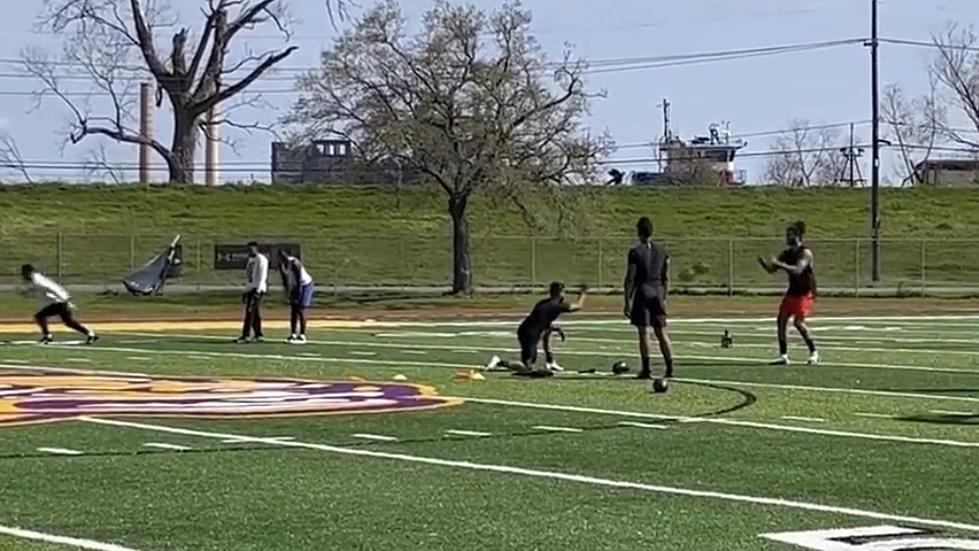 Colin Kaepernick Gets Eye-Catching Workout in at New Orleans Area High School