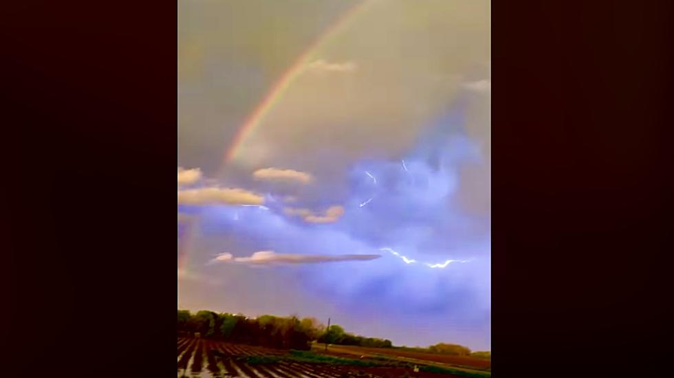 Eye-Popping Mixture of Rainbow and Lightening in Louisiana