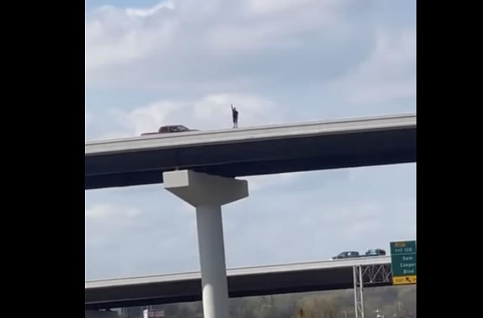 Man Jumps to His Death from Memphis Overpass