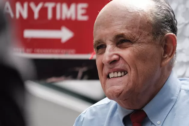 Rudy Giuliani Reportedly &#8216;Slapped&#8217; While in Grocery Store [VIDEO]