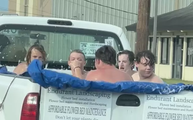 Truck With Makeshift Swimming Pool Spotted in Lafayette [VIDEO]