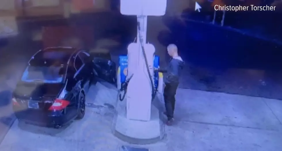 Man Caught Switching Gas Pump Nozzles With Customer Who Paid