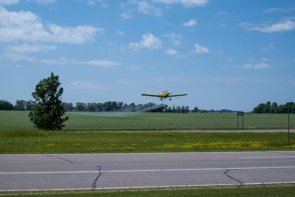 Pilot Killed in Crop Duster Plane Crash Off of I-49