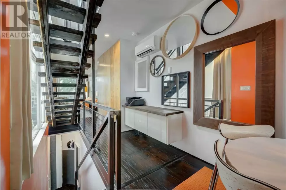Unusual Toilet Placement in this $2M Home Listing Has the Internet Baffled and We Need Answers