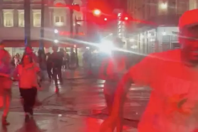 People Run From Bourbon St. After They Thought Man Had Gun [VIDEO]