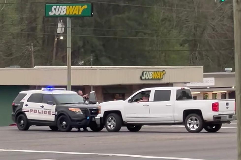 Naked Man Arrested After Police Chase Through Central Louisiana